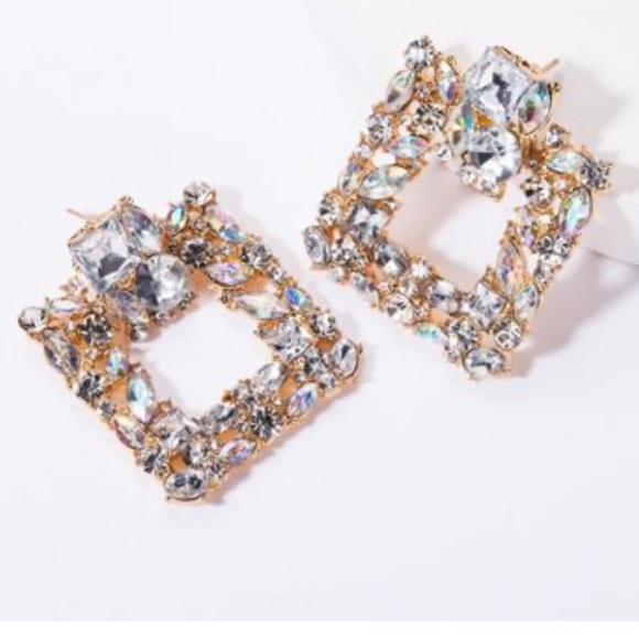 Crystal Drop Earring - Picture 8 of 8